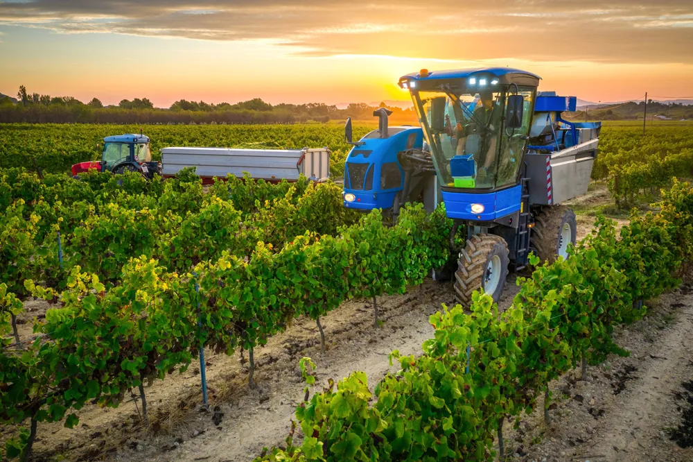 Hi Farming High-Tech Farming Grows with AI, EVs, & Self-Driving Tractors