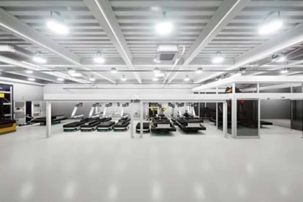 Eco DisMantler:电动汽车电池自主拆解机器人